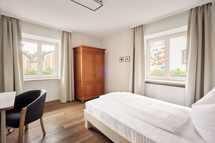 Room 14 of 56