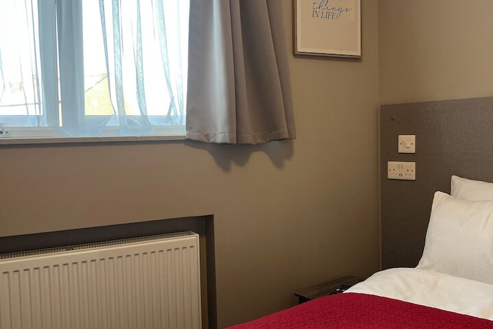 Room 50 of 91