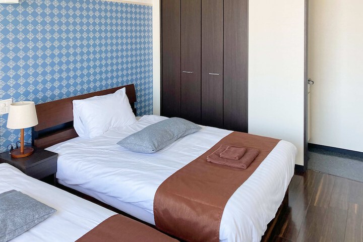 Room 43 of 79