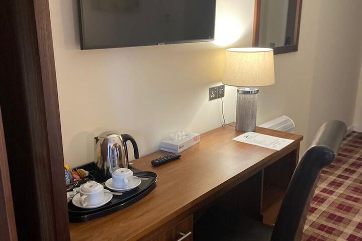 Room 12 of 29