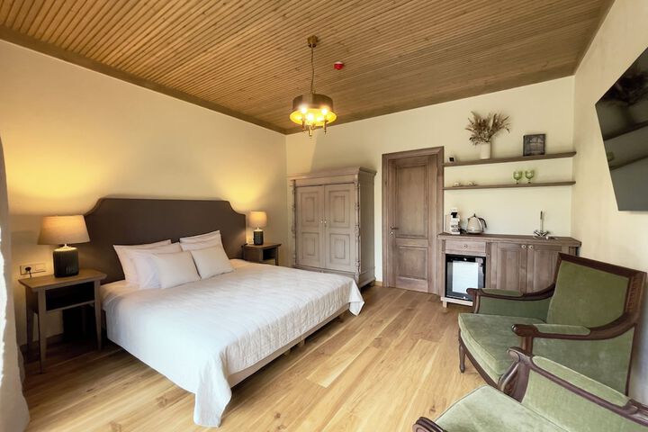 Room 45 of 149
