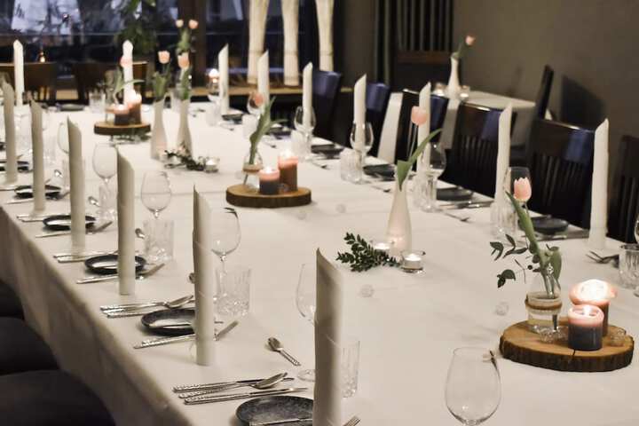 Dining 53 of 63