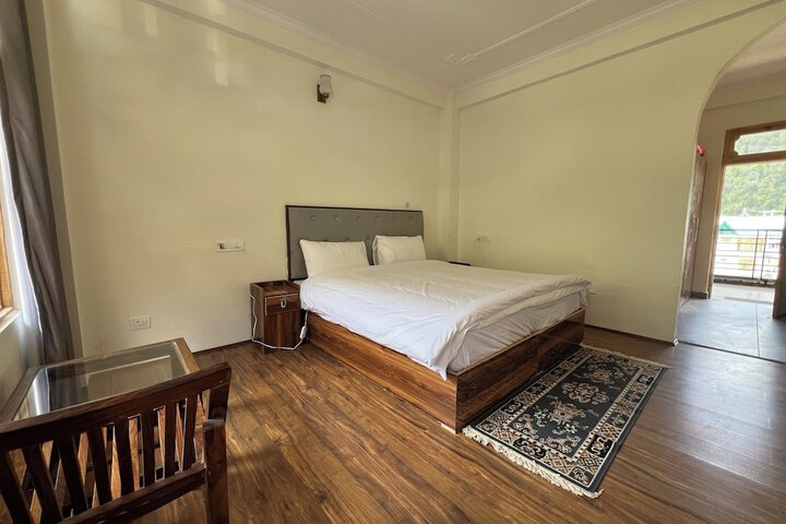 Room 7 of 58