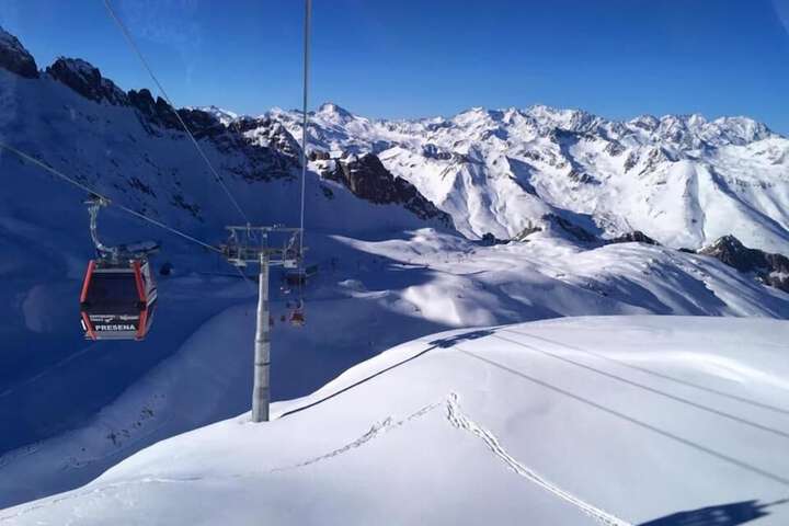 Snow and ski sports