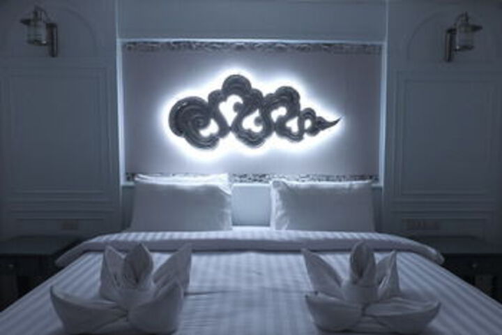 Room 95 of 145