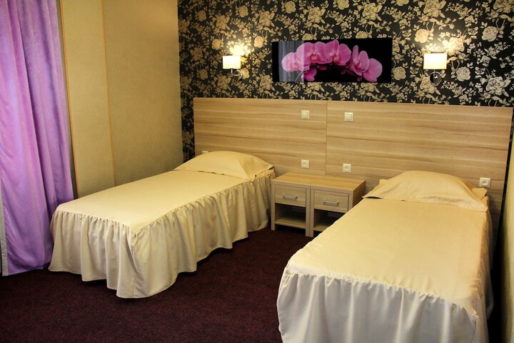Room 16 of 43