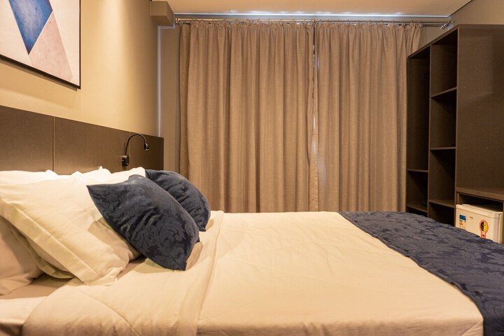 Room 12 of 31