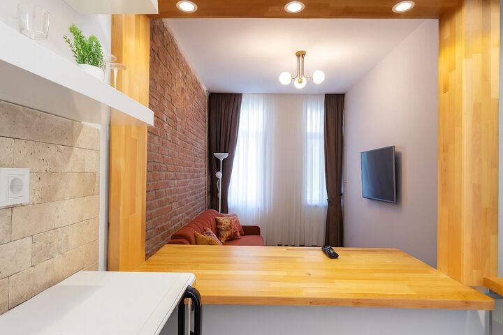 Room 14 of 42