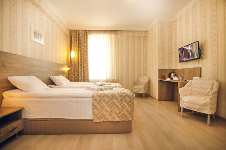Room 17 of 52