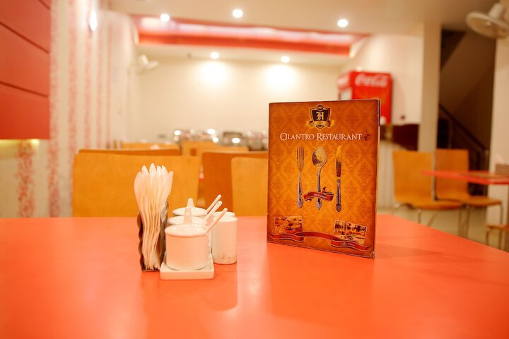 Dining 46 of 63