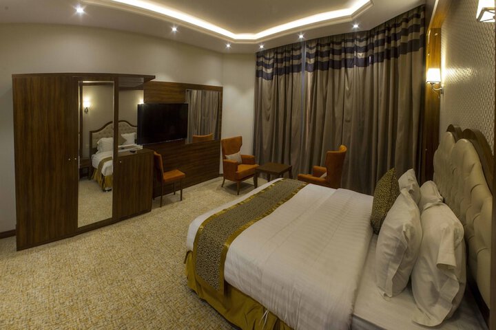 Room 39 of 64