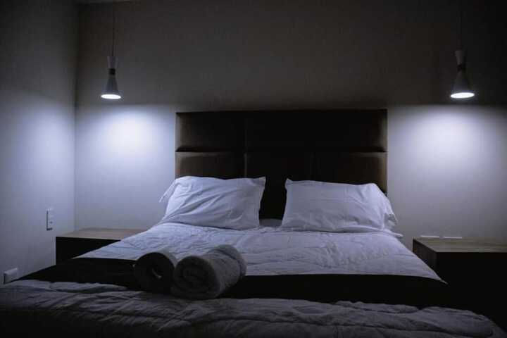 Room 2 of 25