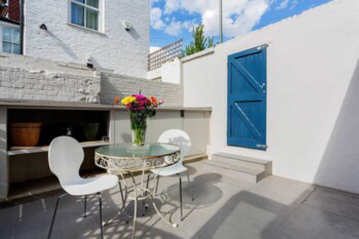 Terrace/Patio 2 of 20