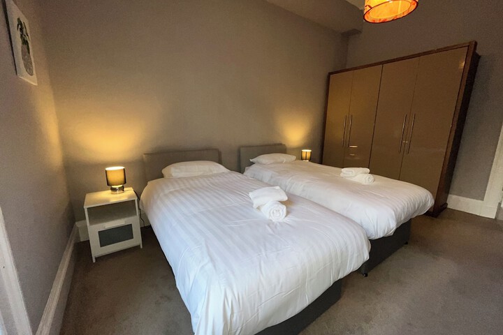 Room 60 of 86