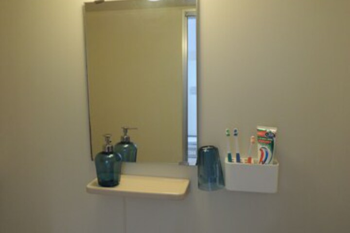 Room 16 of 84