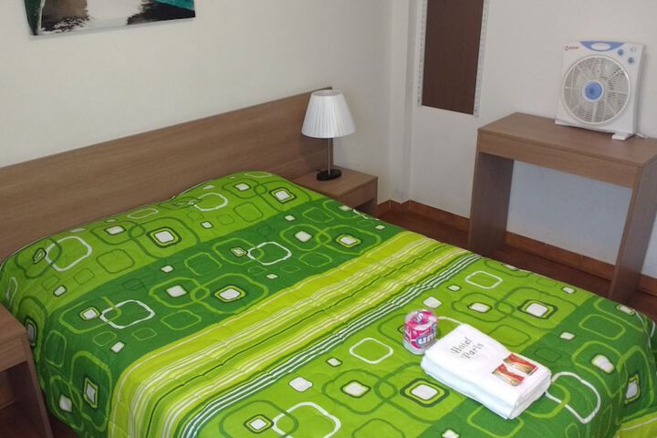 Room 15 of 42