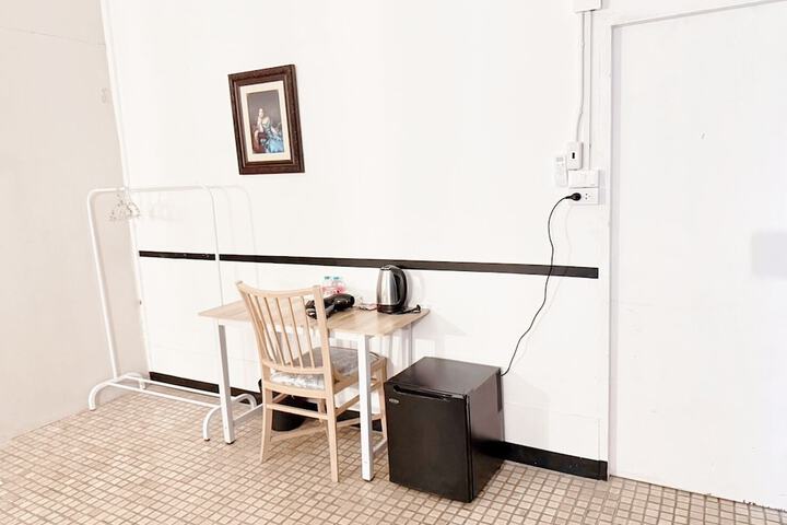 Room 3 of 15