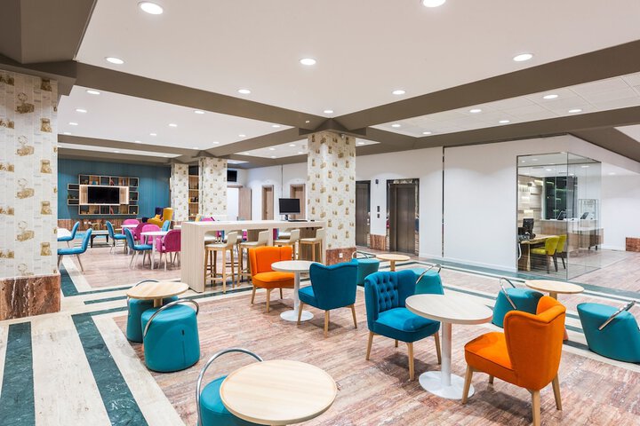 Hotel Interior 11 of 74