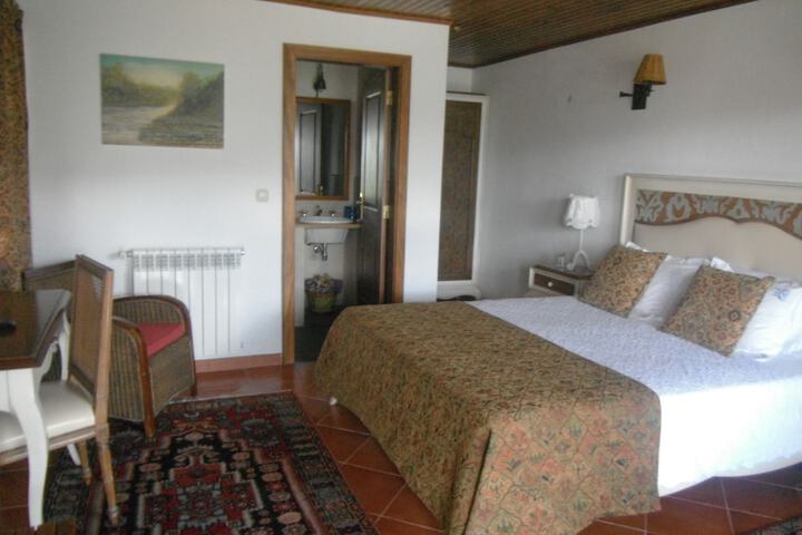 Room 11 of 62