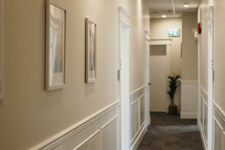 Ballroom/Hall 89 of 107