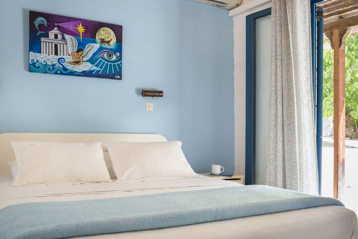 Room 15 of 84