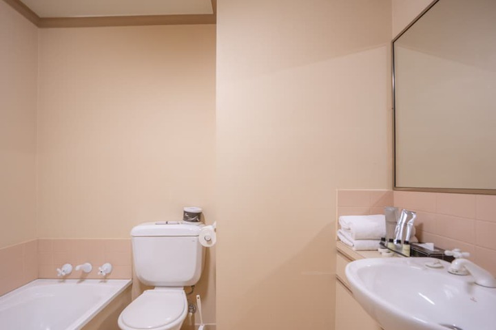 Clean Restrooms