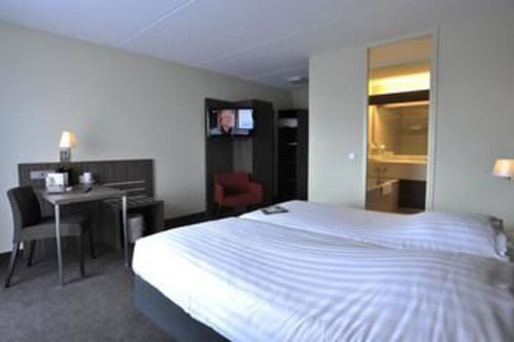 Inside Room Photo