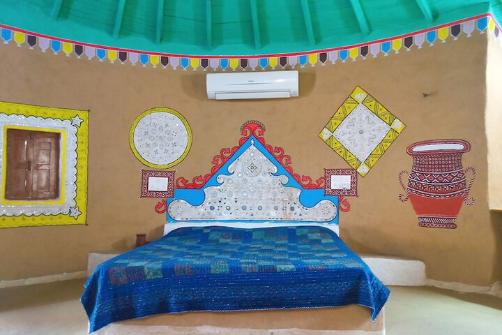 Room 5 of 49