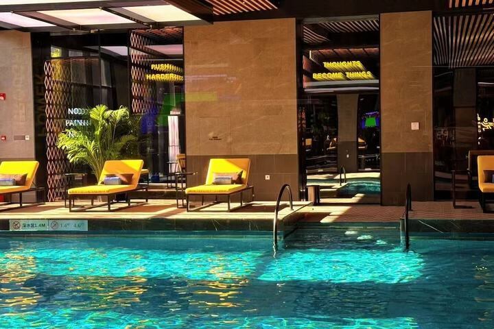 Pool 55 of 194