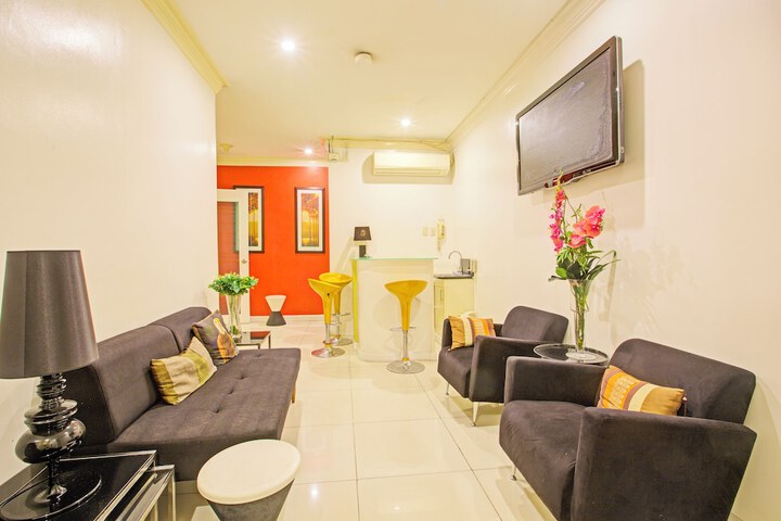 Guest Lobby