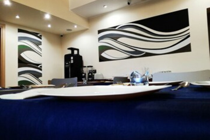 Lounge 3 of 43