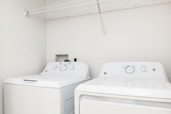 Laundry 29 of 48