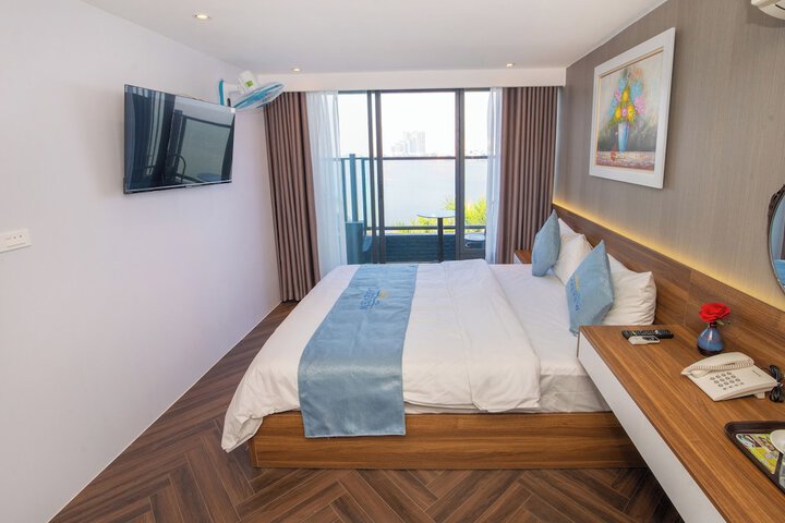 Room 18 of 75