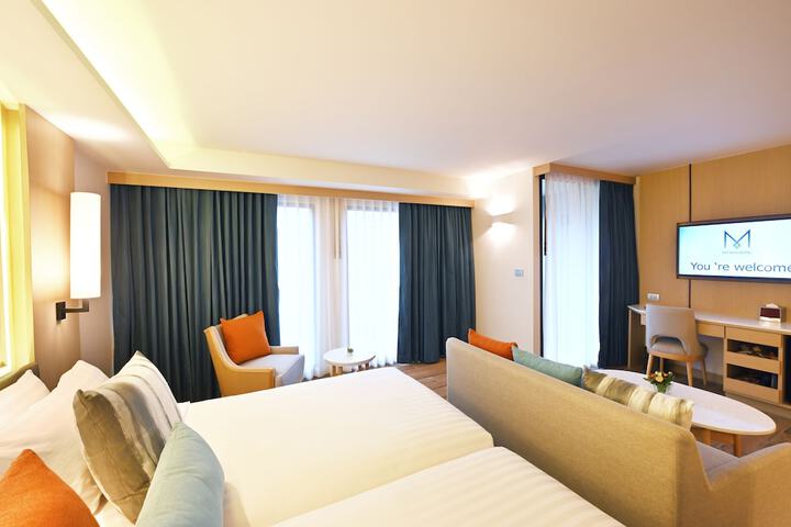 Room 31 of 165