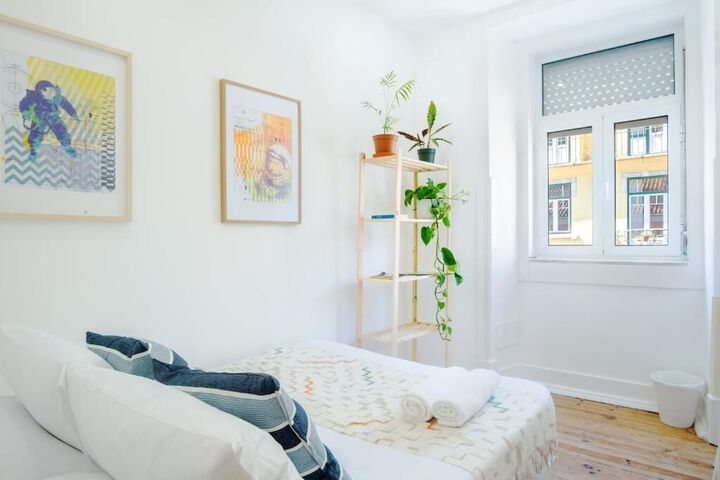 Room 14 of 21