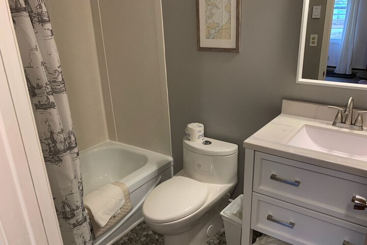Room 40 of 73