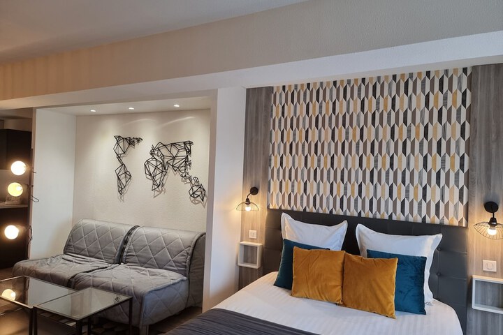 Room 20 of 39
