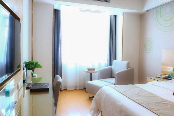 Room 20 of 38