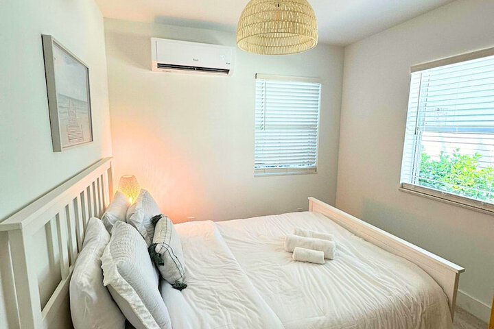 Hotel Exterior 24 of 24