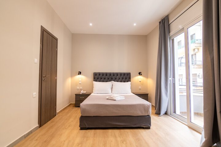 Room 14 of 36