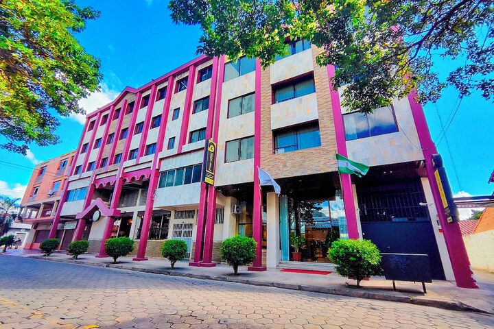 Image of Lido Hotel