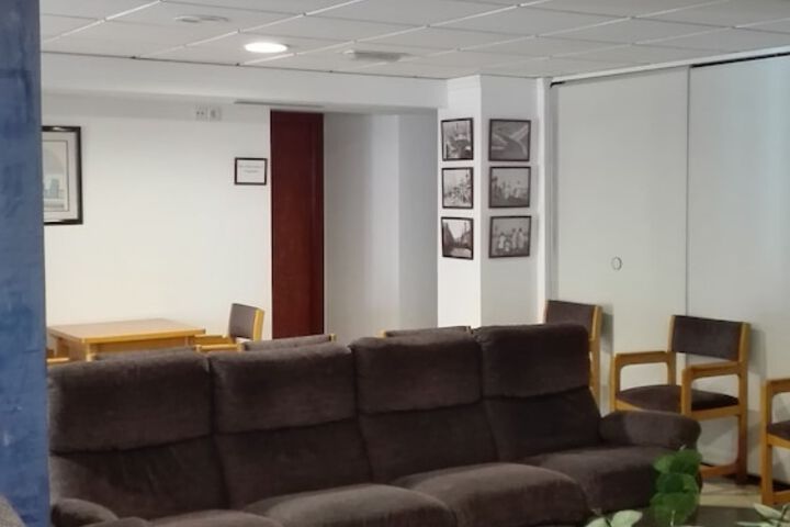 Room 16 of 35