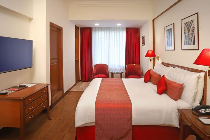 Room 12 of 70