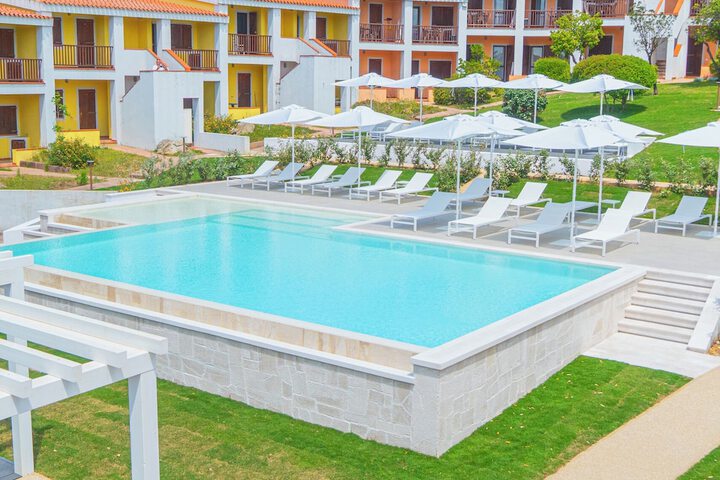 Pool Hotel