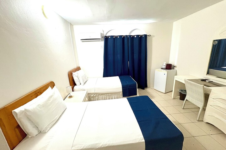 Room 12 of 88