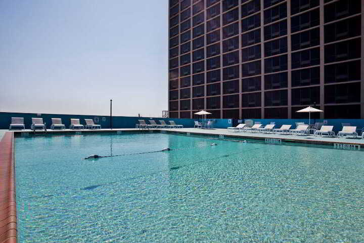 Pool 5 of 7