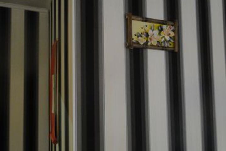 Room 37 of 103