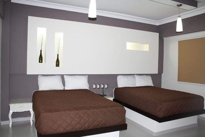 Room 25 of 40