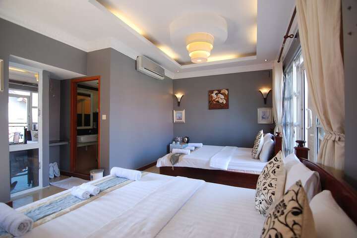Room 18 of 43