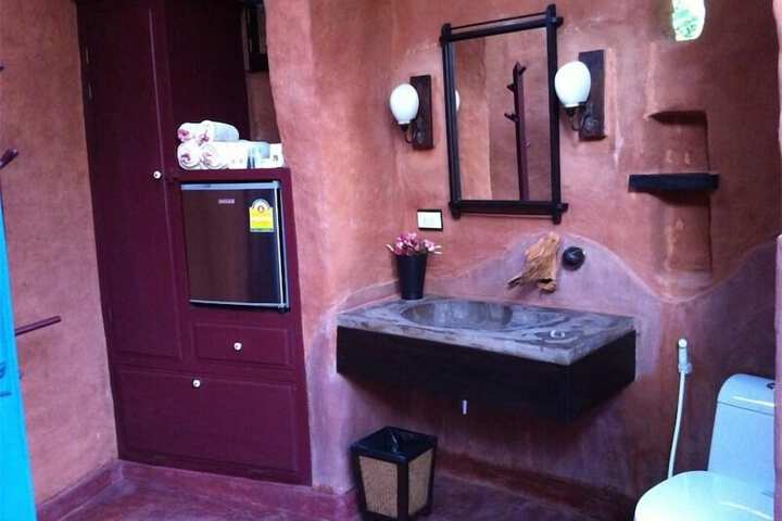 Room 12 of 20